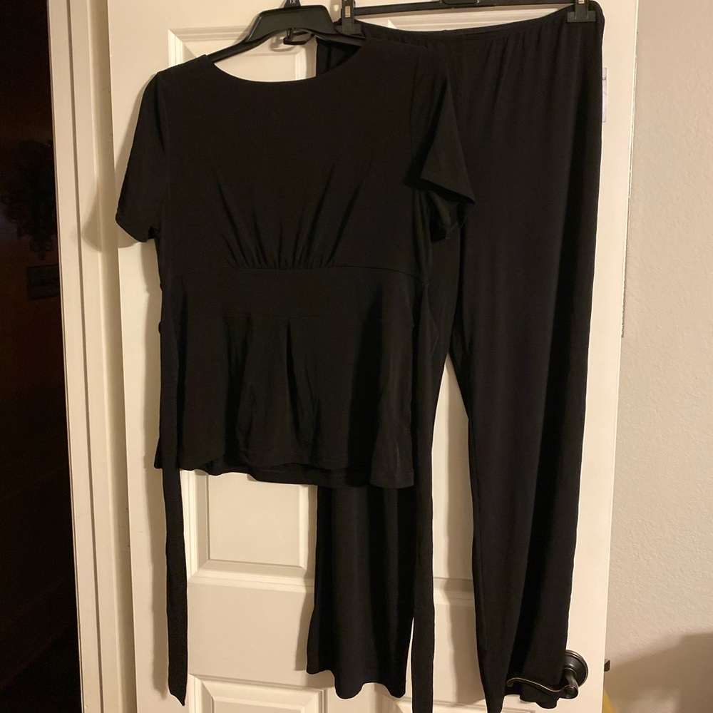 Danny & Nicole 2 piece set.
